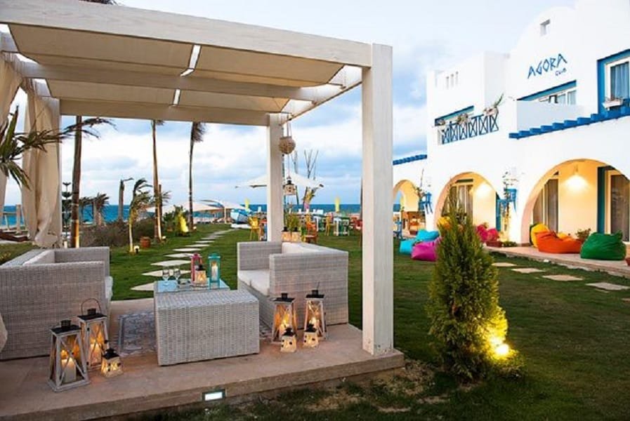 971935_567750266616754_747535896_n